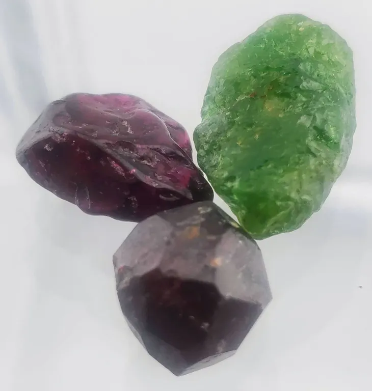Garnet (20.45 ct, Assorted mm)