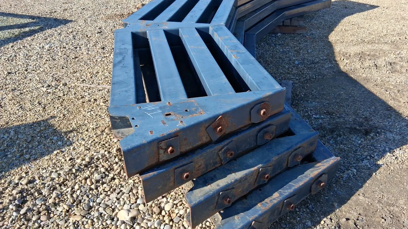 Hopper Bin Skid