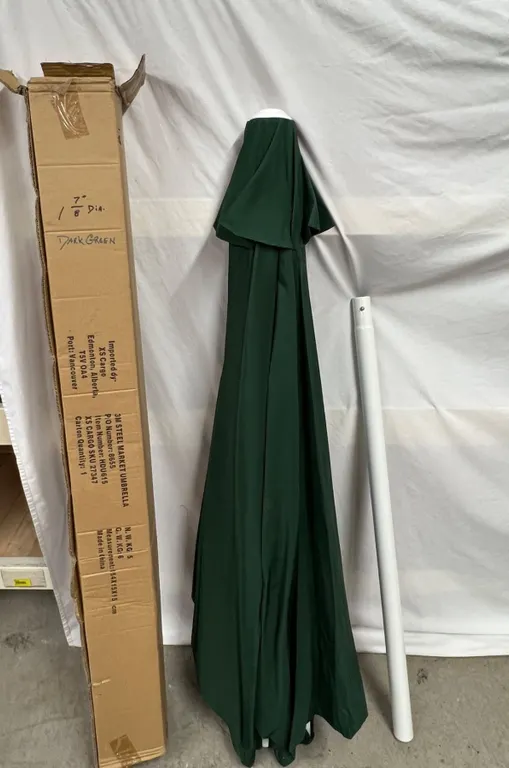 Green 3m Steel Market Umbrella