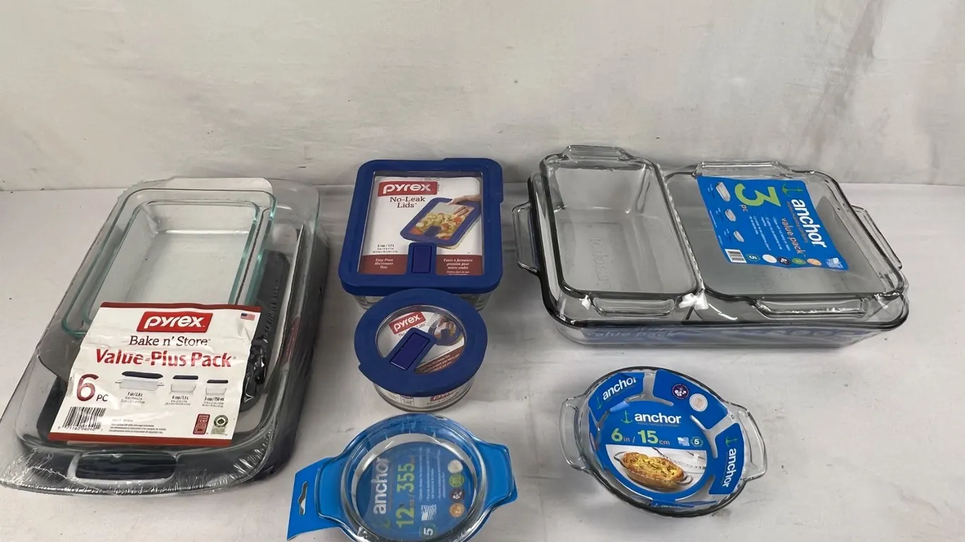 Pyrex and Anchor Glass Dishes