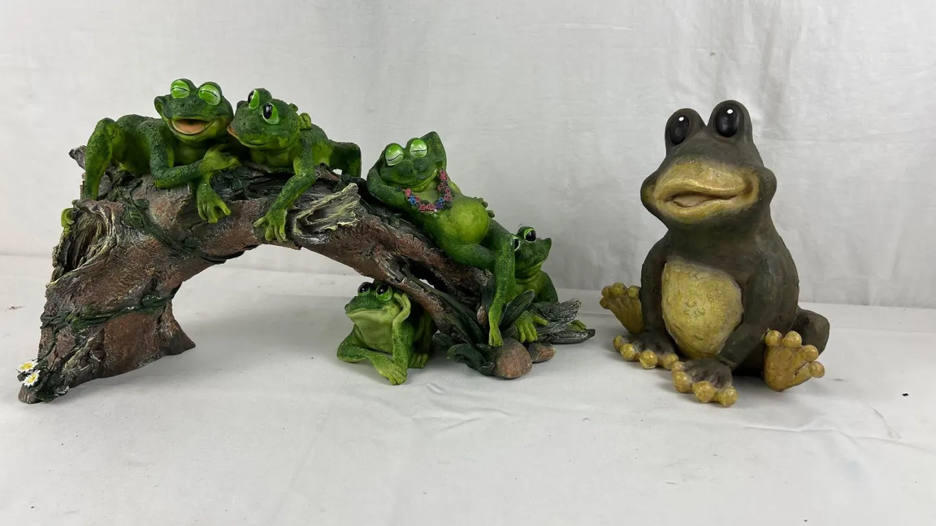 Frog Decor