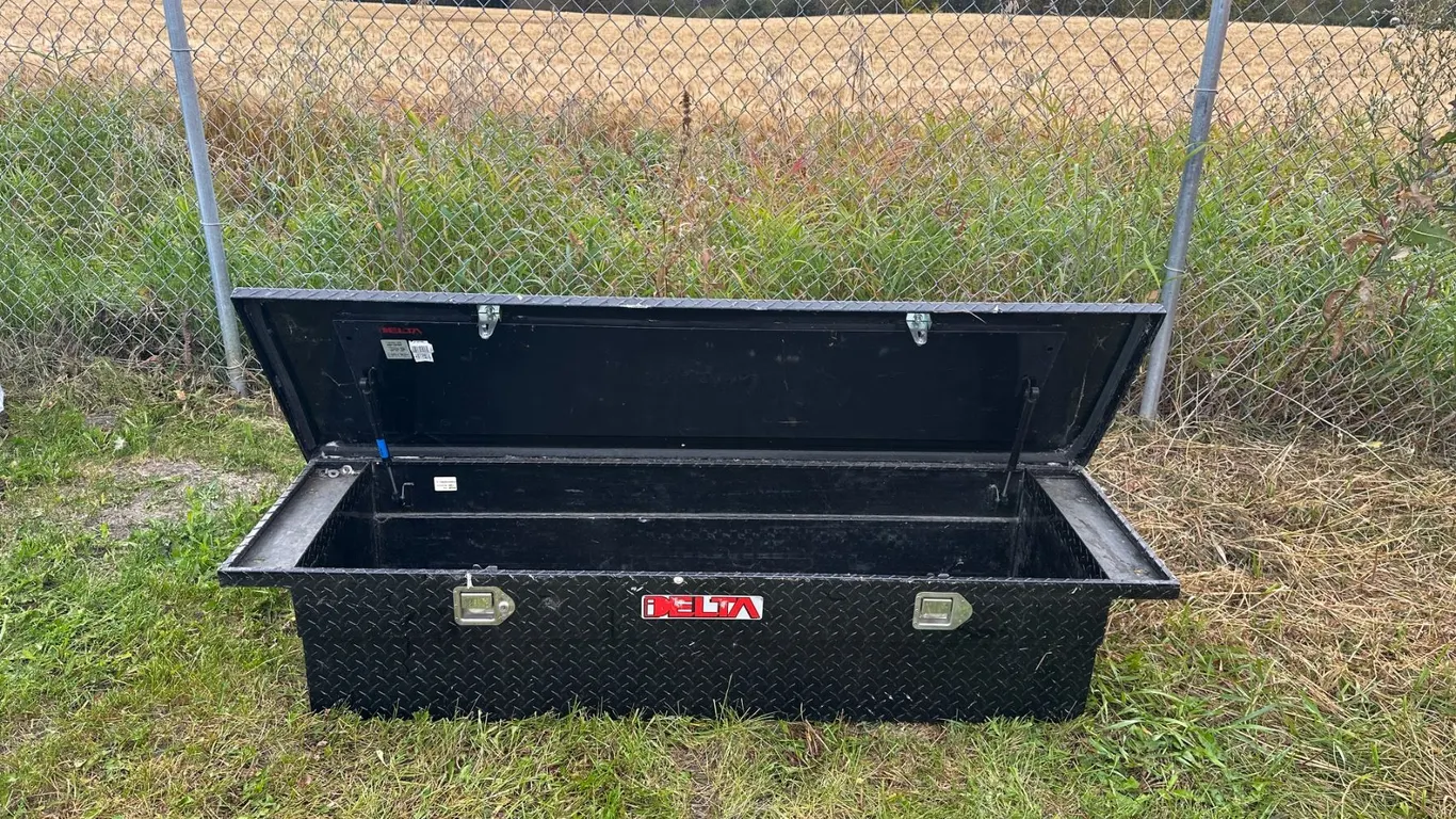 Delta Truck Toolbox