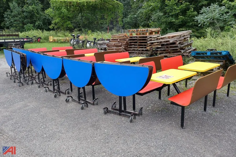 (16) Cafeteria Tables & Booths