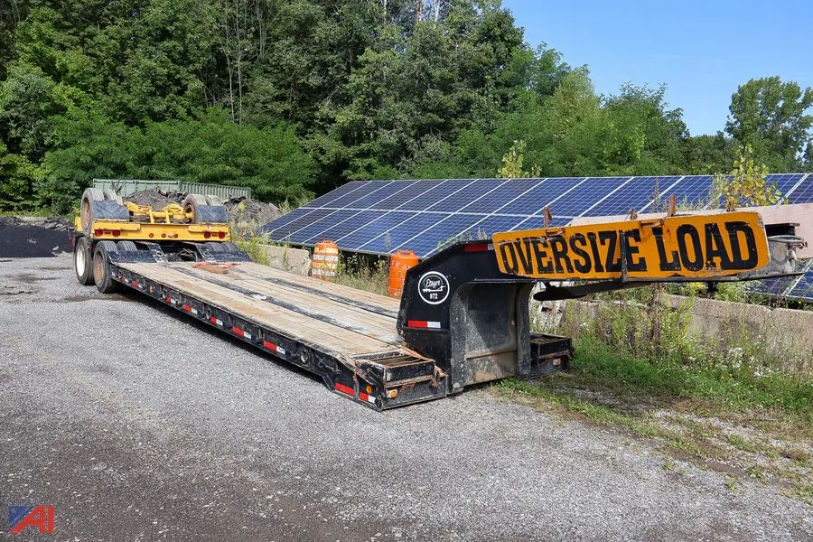 1993 Etnyre Gooseneck Low Boy Heavy Equipment Trailer and Tag-Axle