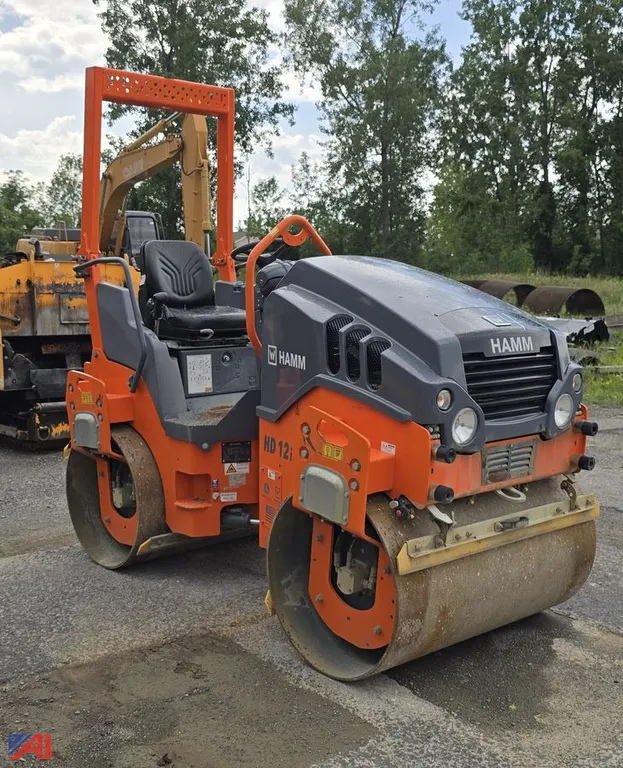 2021 Hamm HD12i VV Roller