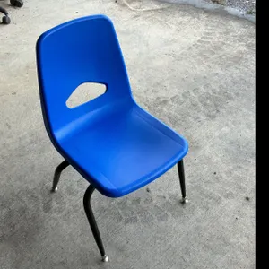 (5) CHAIRS