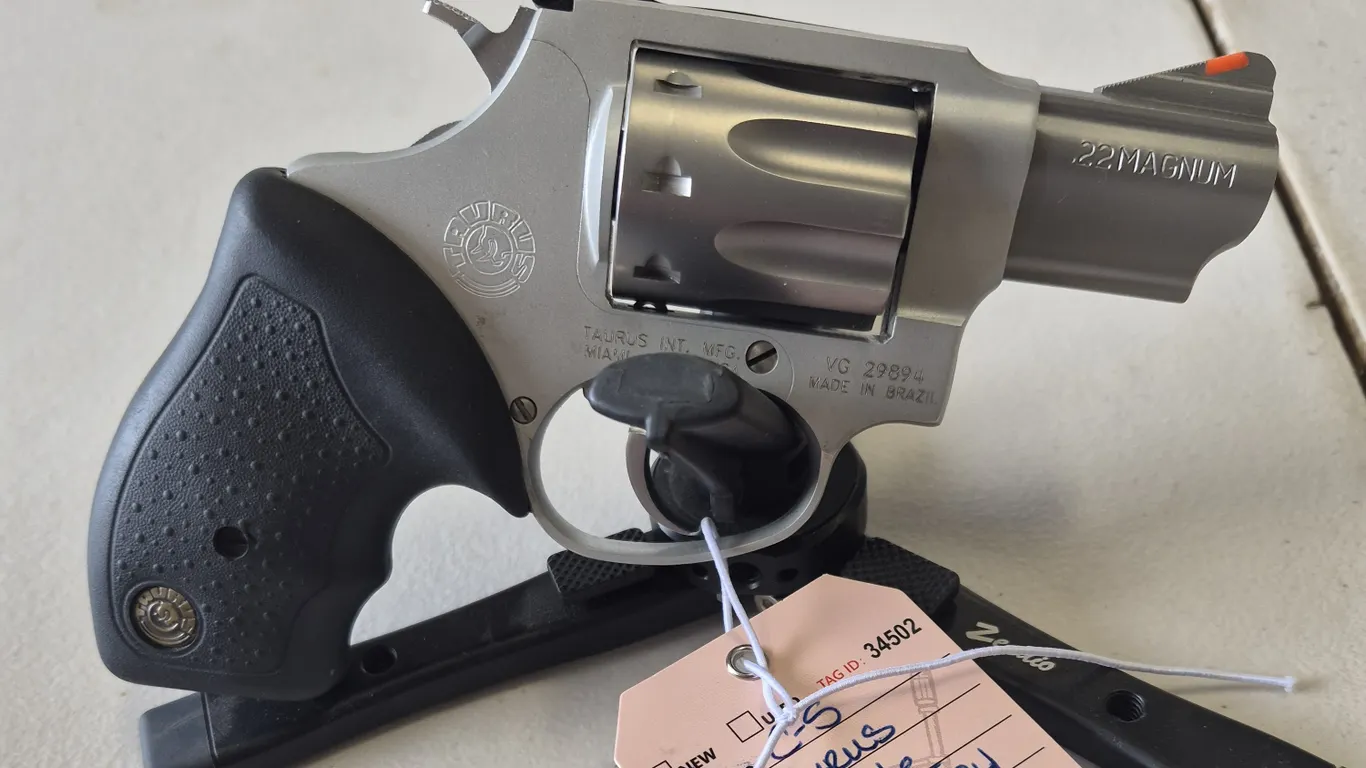 Taurus Ultra Lite Revolver 22mag