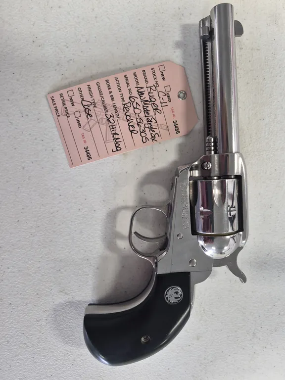 Ruger Single Six 32 H&R Mag Revolver - Stainless, Bird's head grips with case