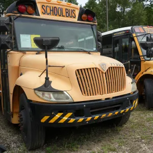 2007 International CE 300 School Bus (Parts Bus) - Will Need to be Towed