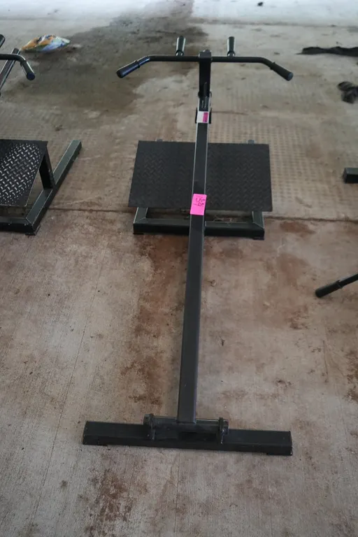 Plate Loaded T-Bar Row