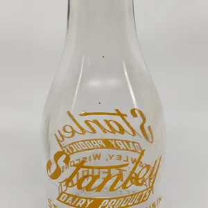 TRPQ QUART MILK BOTTLE STANLEY DAIRY PRODUCTS WISCONSIN