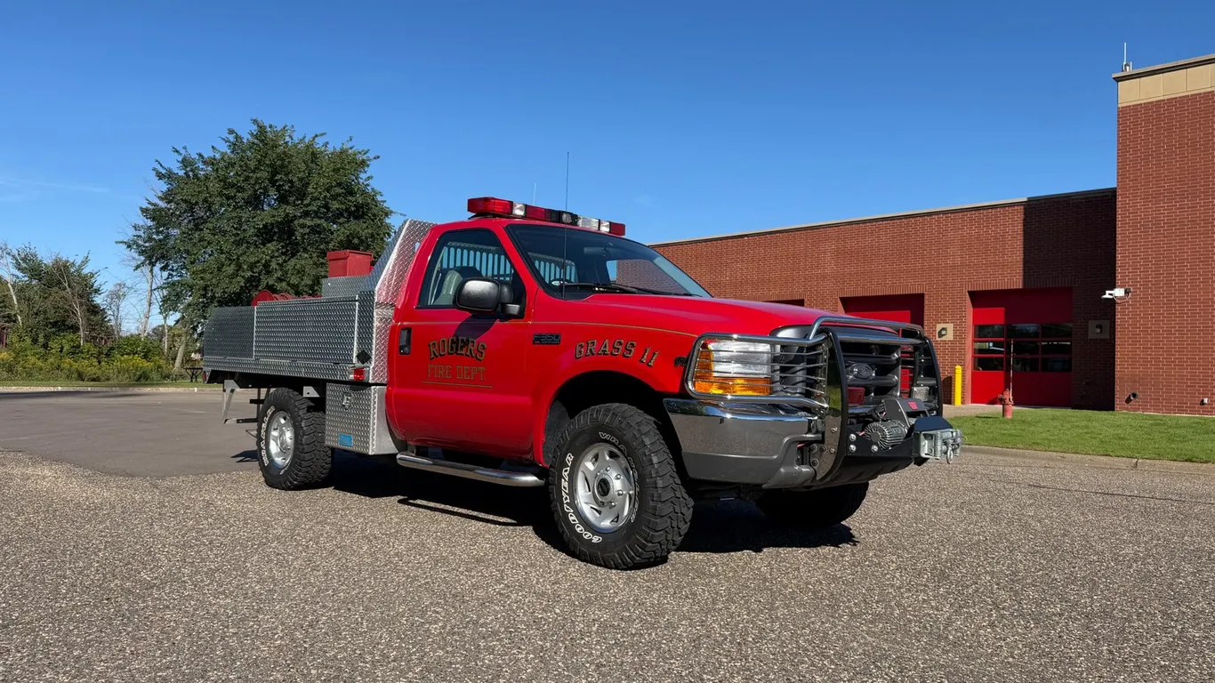 2000 Ford F-350 XL Grass Fire Truck