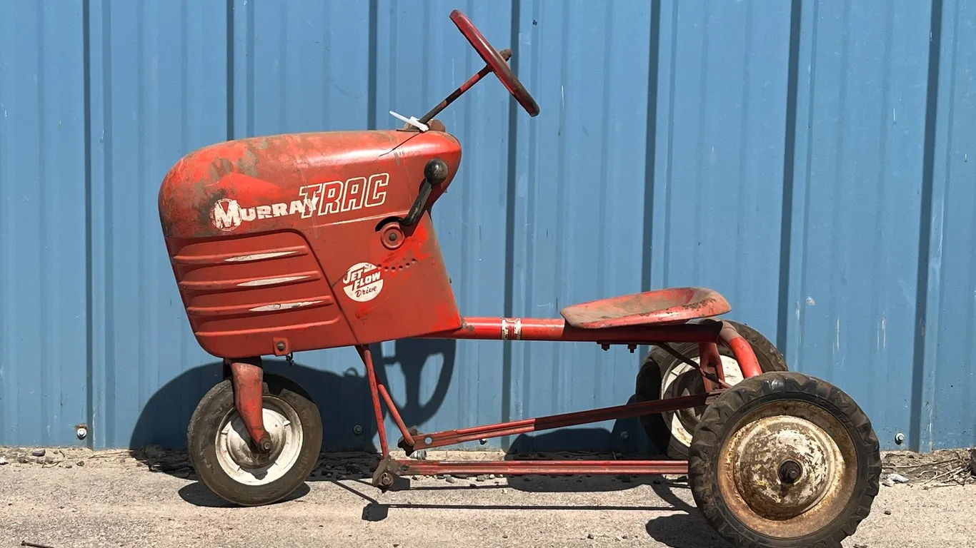 Vintage Murray Pedal Tractor