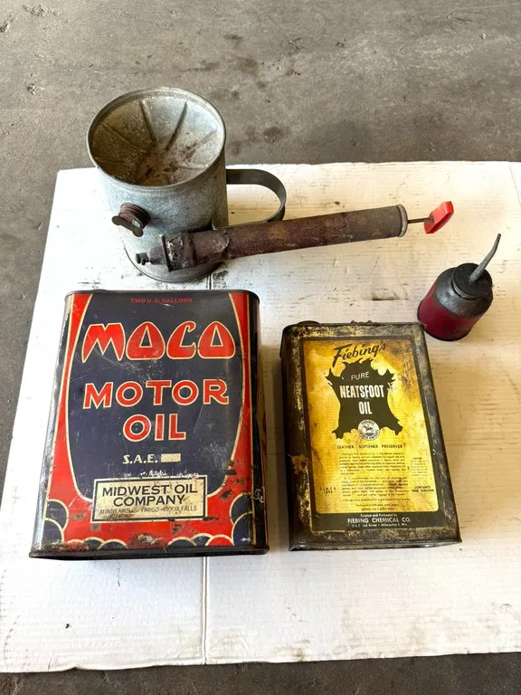 (2) Vintage Oil Cans, Spray Gun and Oiler
