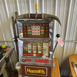 Harrah's Slot Machine, Vintage