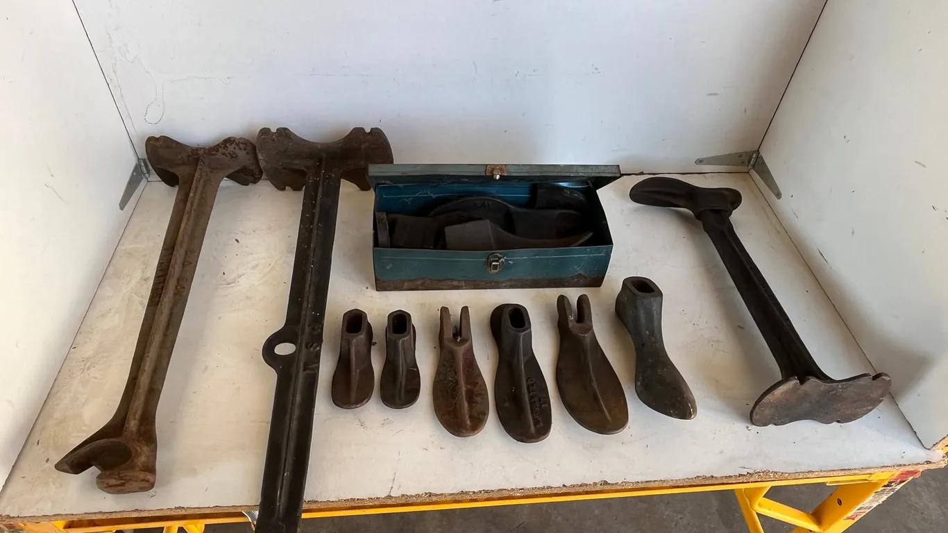 Vintage 10 Piece Shoe Stretchers Tools