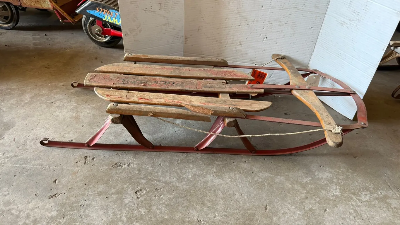 Vintage 32" Sled
