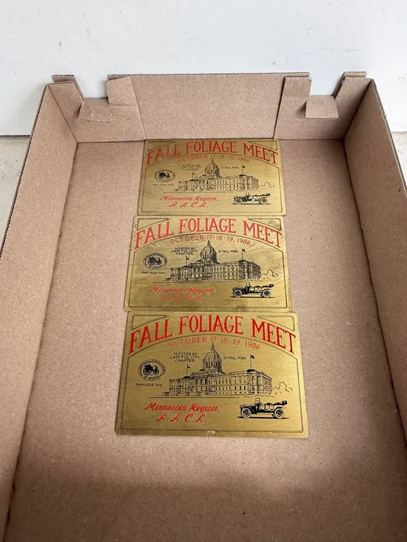 (3) Fall Foliage Sign