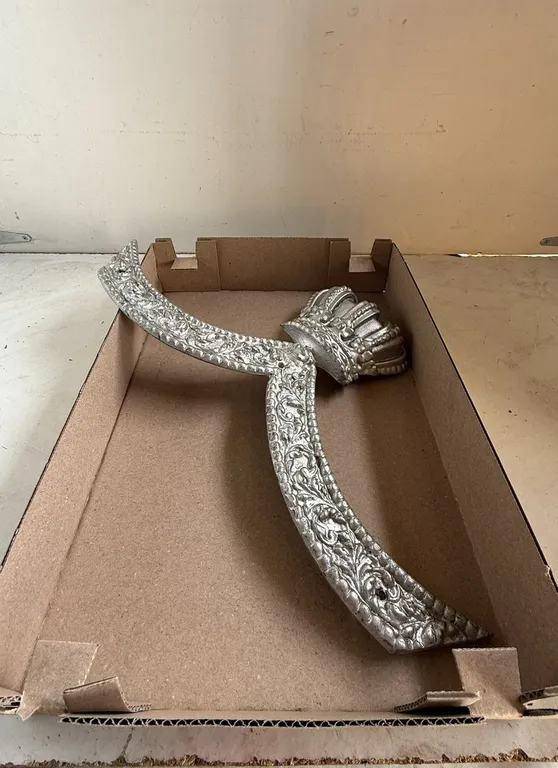 Cast Aluminum D\uFFFdcor