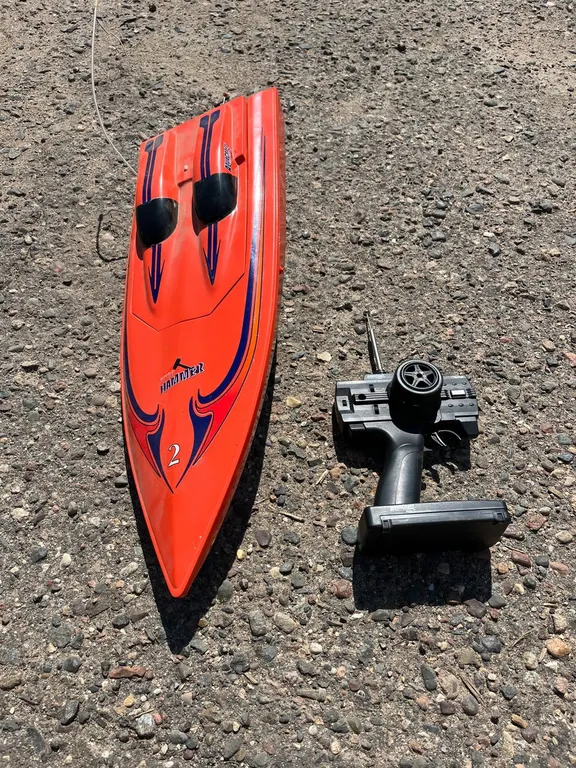 Aquacraft Nitro Hammer RC Speed Boat with Controller