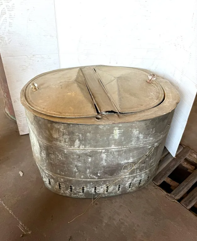 Vintage Metal Boiling Server