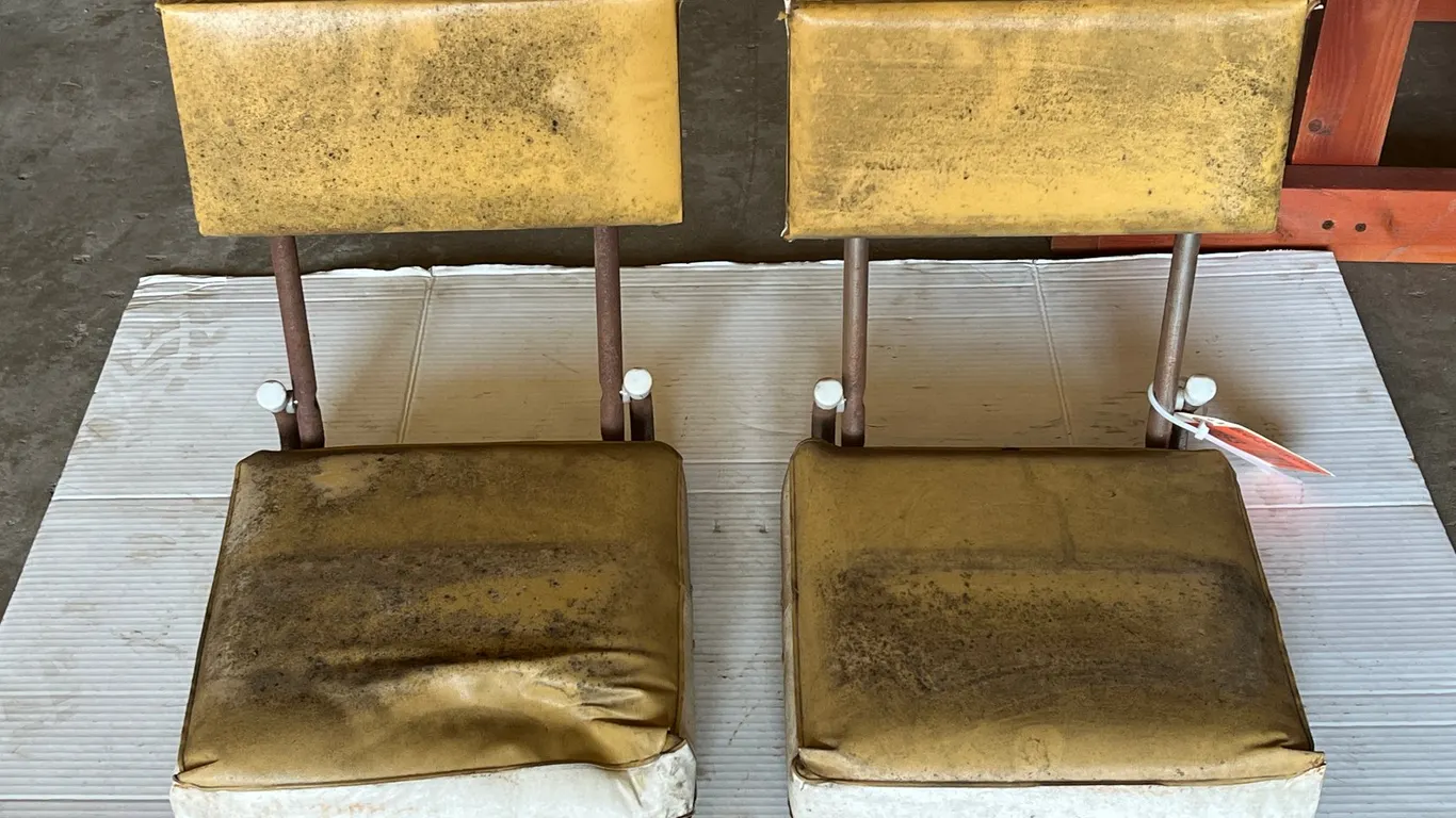 (2) Folding Mets Stadium Seats