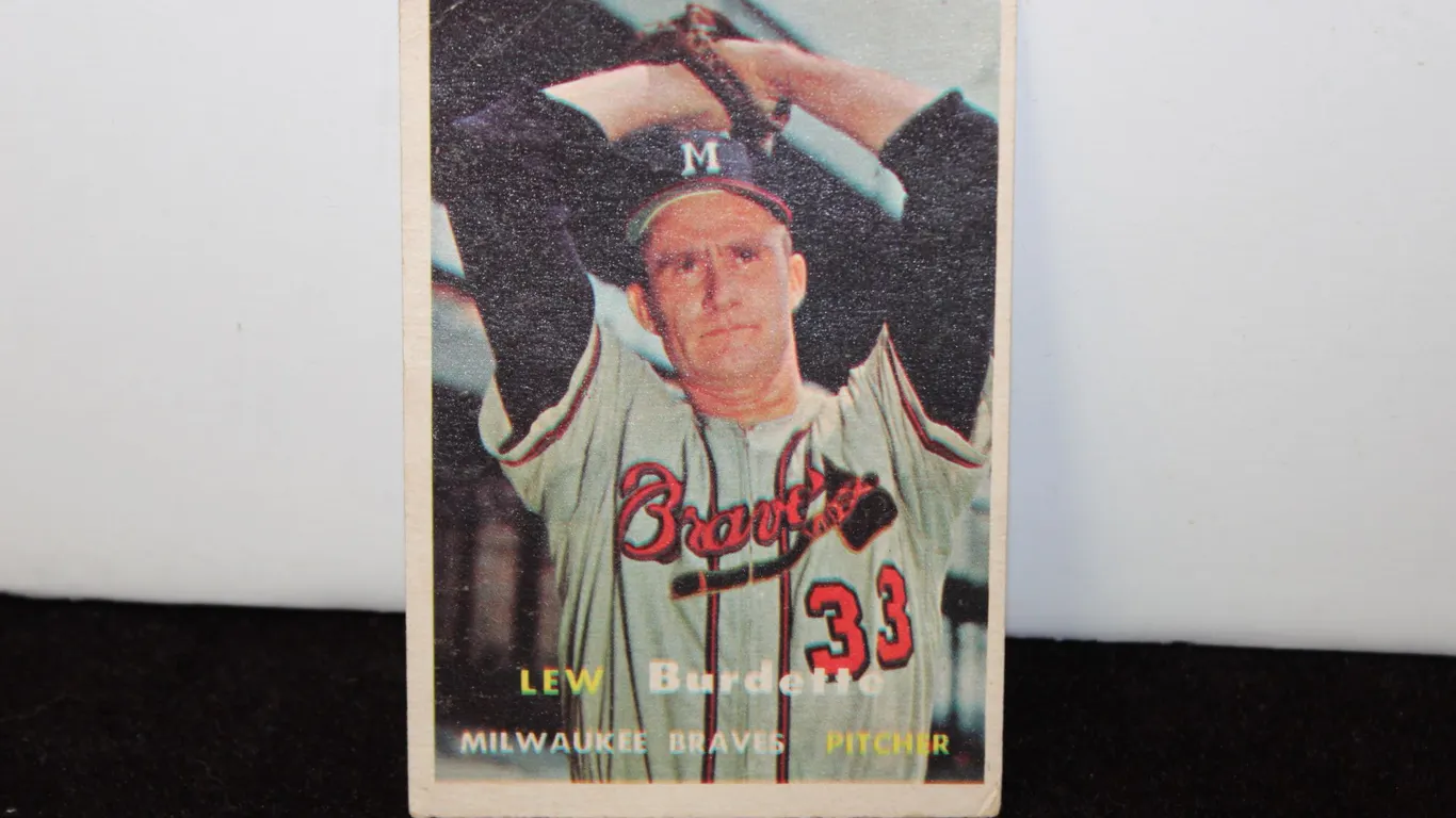 1957 Topps Lew Burdette Baseball Card