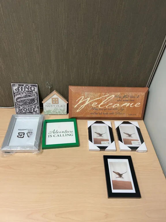 Decorative Signs, Picture Frames and Plaque