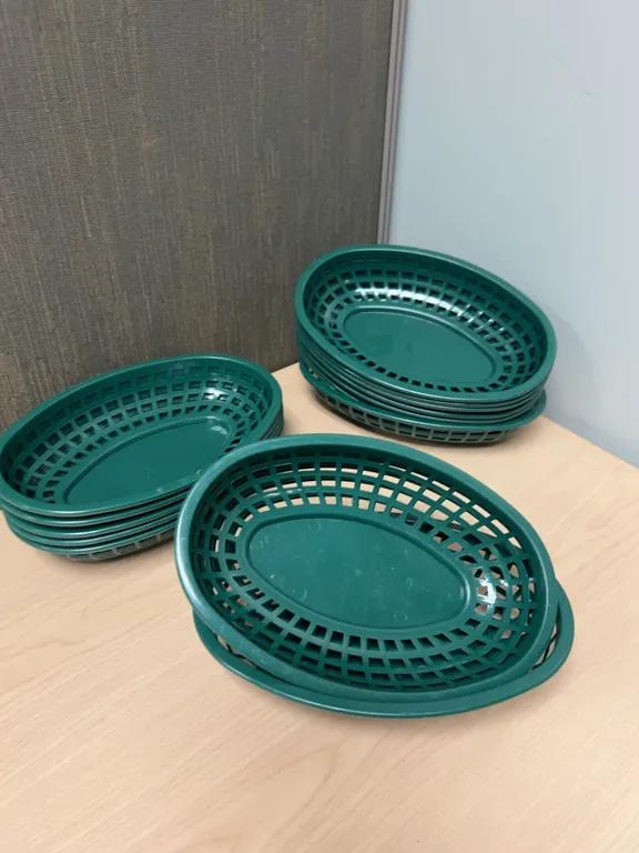 TableCraft Green Plastic Food Baskets, Made in USA
