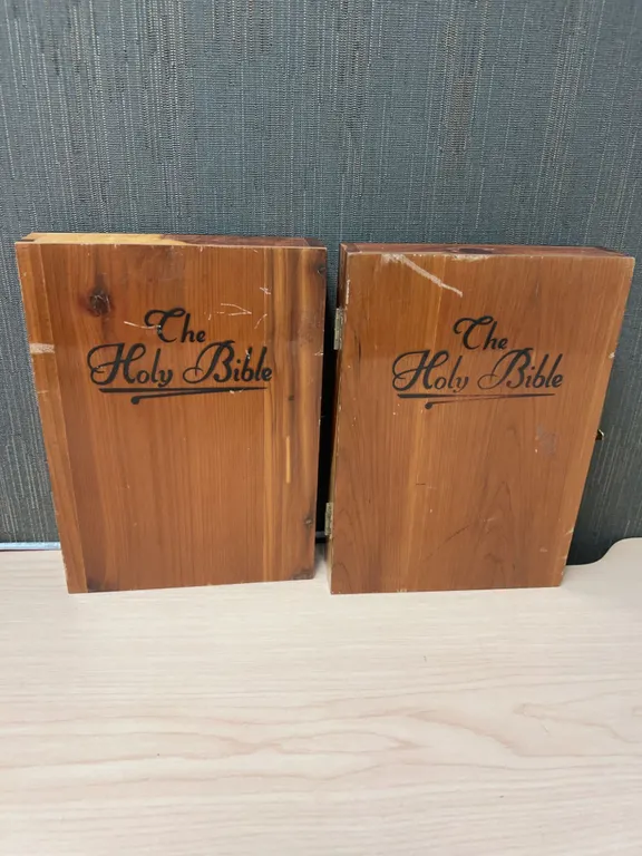 Memorial Edition Bibles in Wooden Presentation Cases