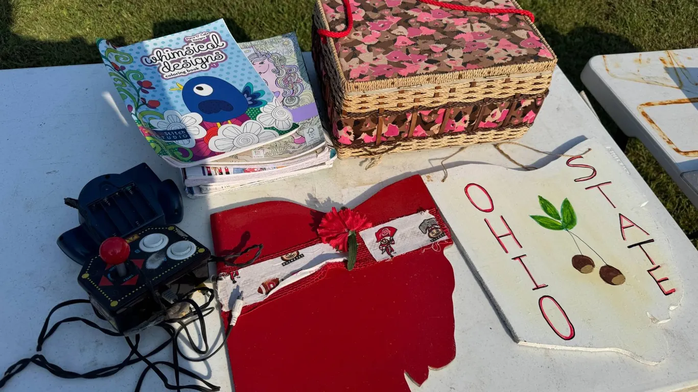 Ohio State Items and Basket Lot