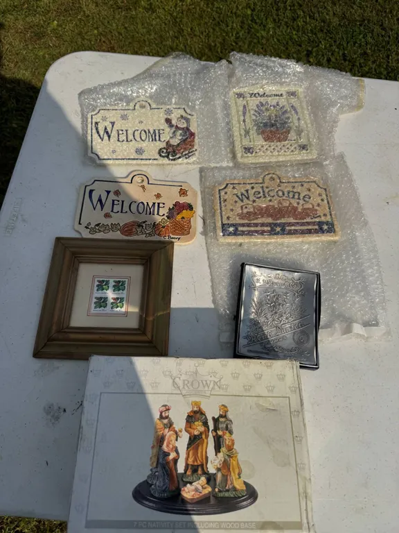Decor Assortment With Nativity Set