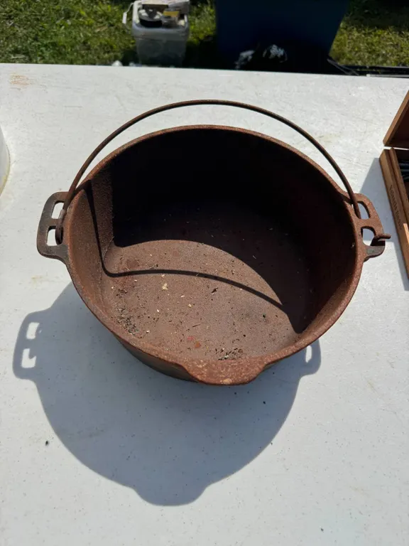 Wagner Cast Iron Dutch Oven