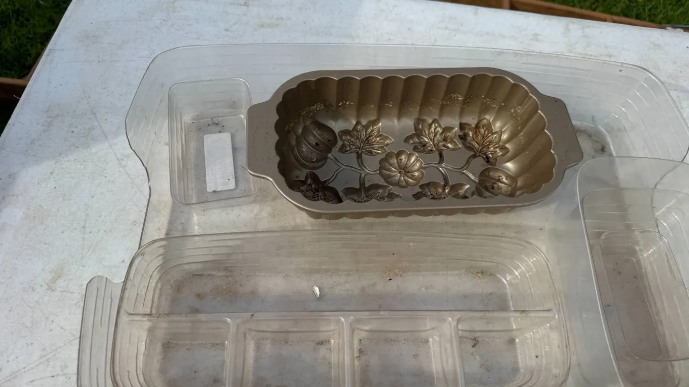 Pumpkin-Pattern Baking Mold