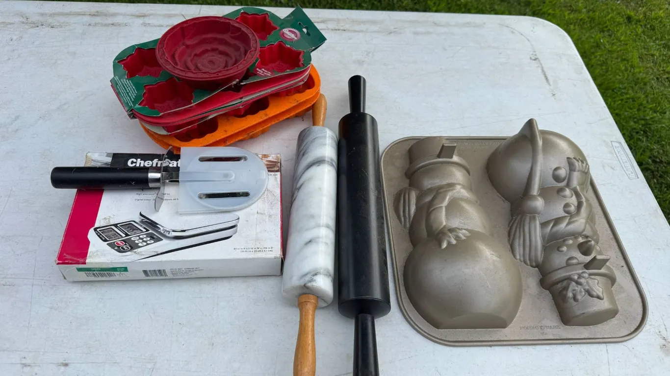 Baking Tools and Accessories Set