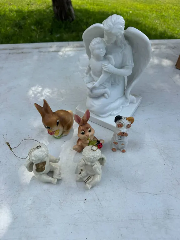 Ceramic Figurines Lot
