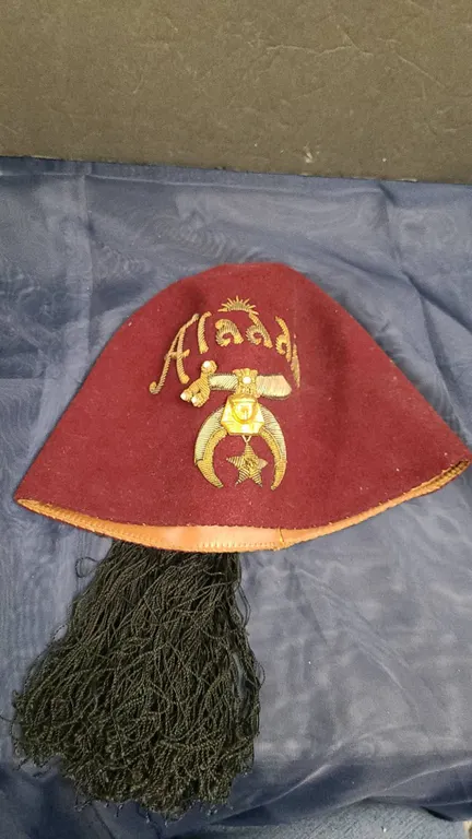 Shriners Aladdin Fez with Gold Embroidery and Black Tassel