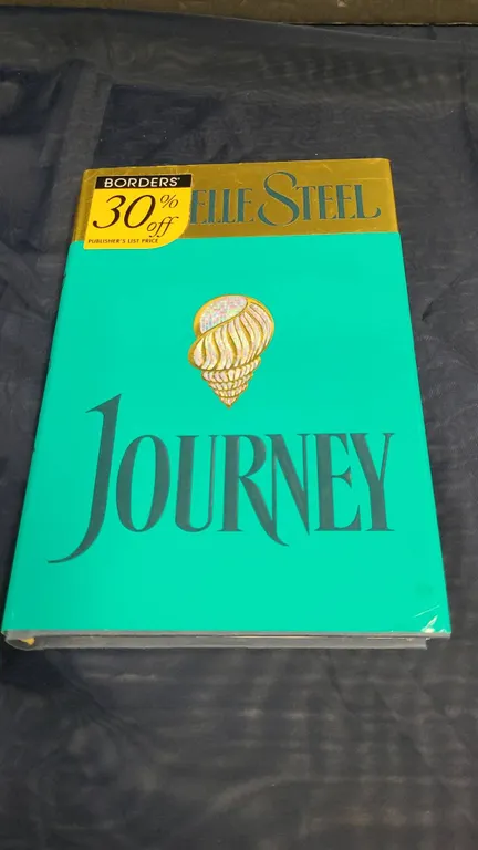 Danielle Steel "Journey" 1st Edition HC w/ Dust Jacket 2000