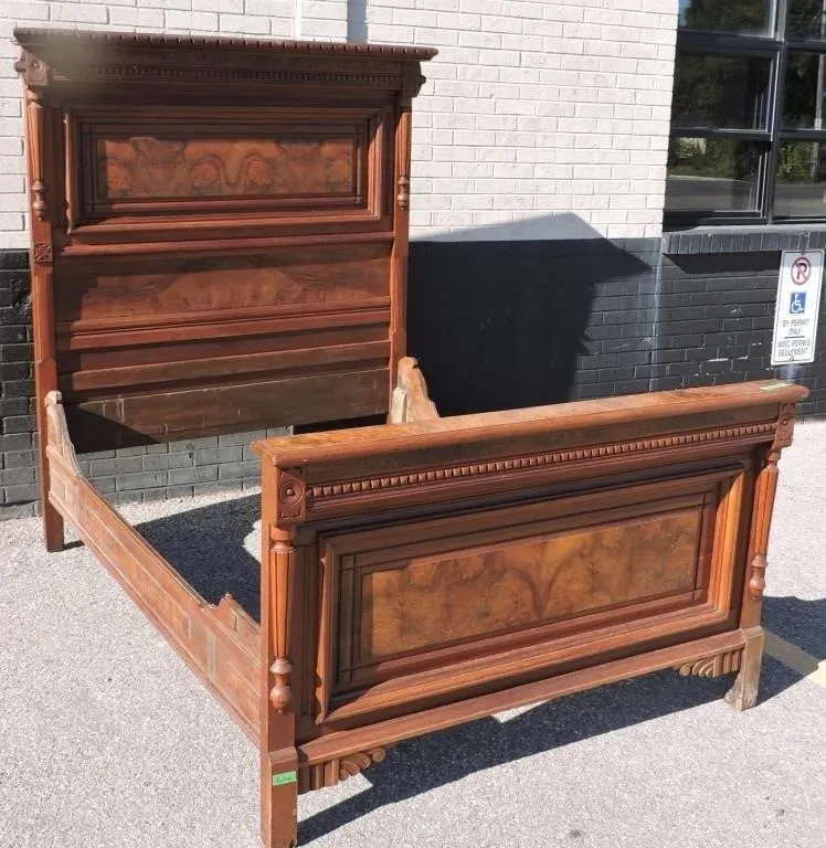 ANTIQUE ITALIAN RENAISSANCE REVIVAL STYLE BEDFRAME