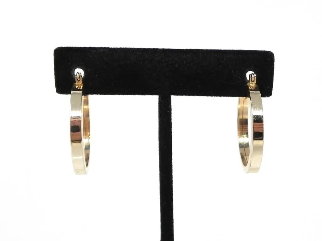 PAIR OF 10KT GOLD HOOP EARRINGS 4.11g