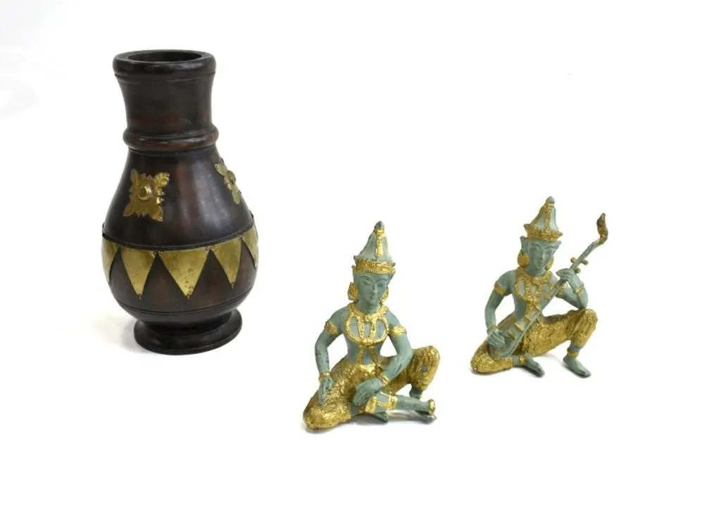 INDONESIAN / THAI SOUVENIR MANTLE PIECES