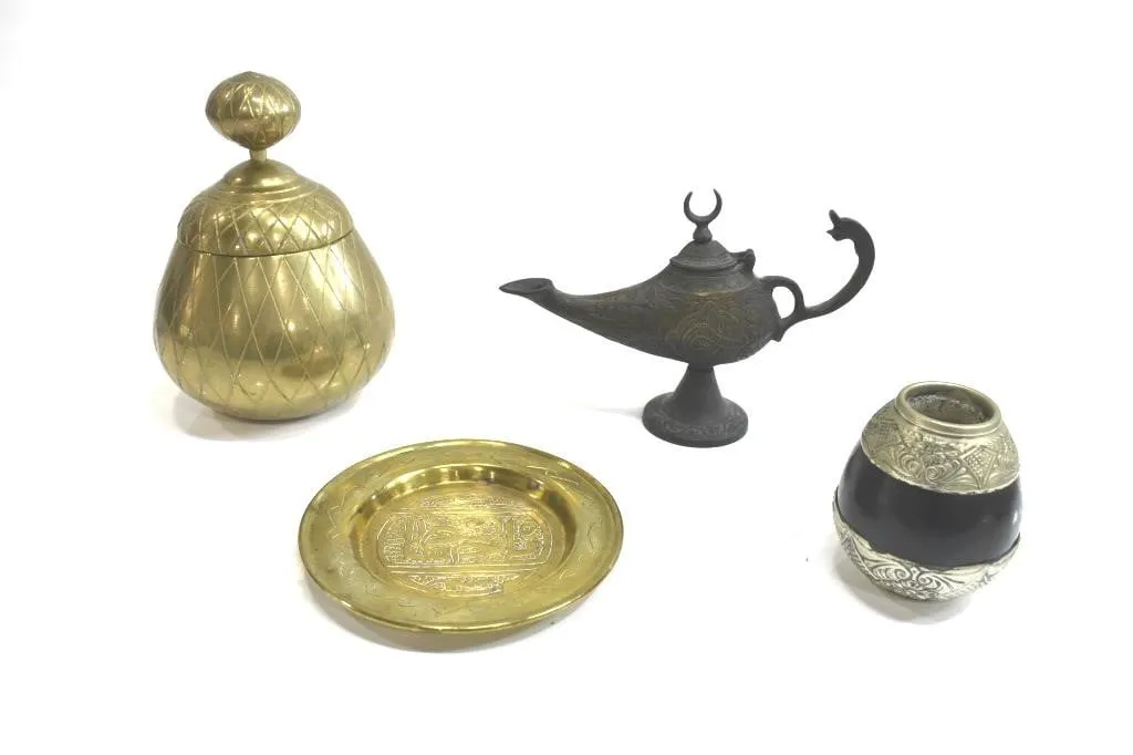 BRASS WEST ASIAN / MIDDLE EASTERN DECOR ITEMS