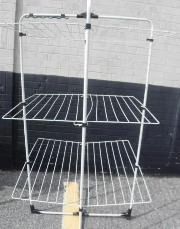 WHITE METAL FOLDING CLOTHES DRYING RACK