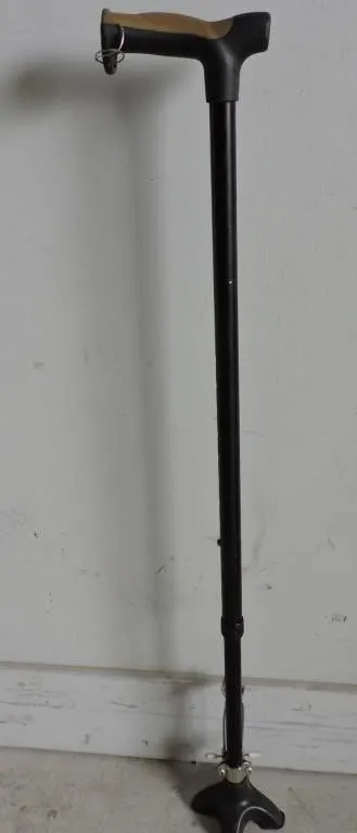 METAL FOLDING CANE, 4 PRONGED RUBBER BASE & ICE