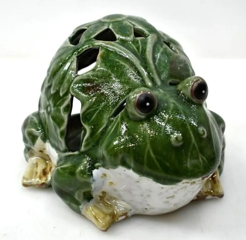 CERAMIC FROG CANDLE HOLDER