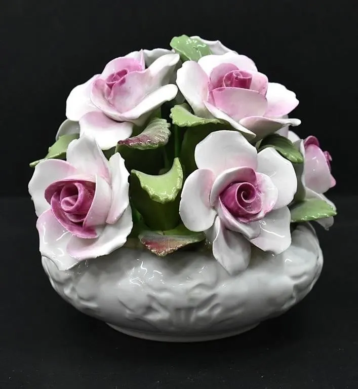 AYNSLEY ENGLAND FINE BONE CHINA FLORAL GARDEN