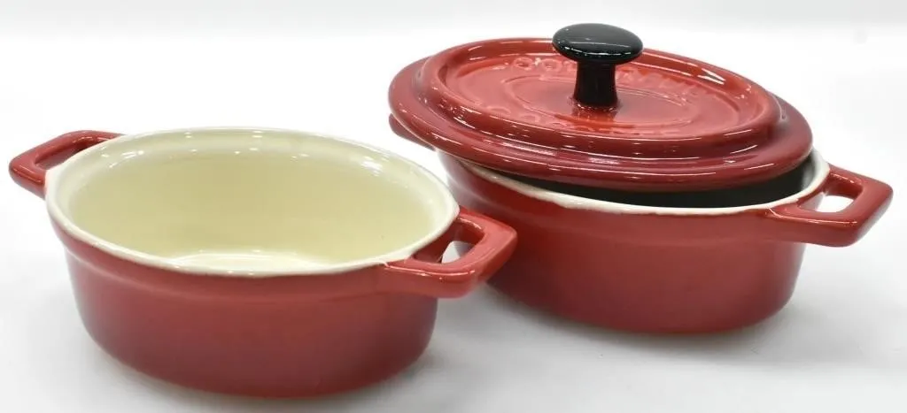 COLORFUL COCOTTE MINI CASSEROLE DISHES