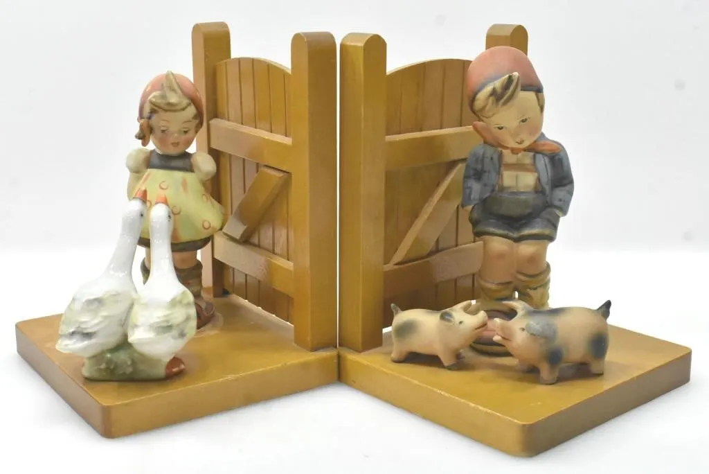 M.J HUMMEL"FARM BOY AND GOOSE GIRL" BOOKENDS