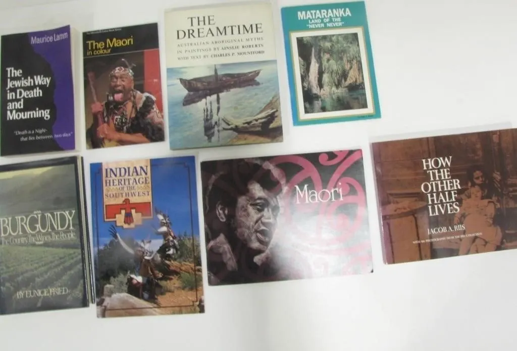 ASSORTED LOT OF VARIOUS AUTHORS' BOOKS