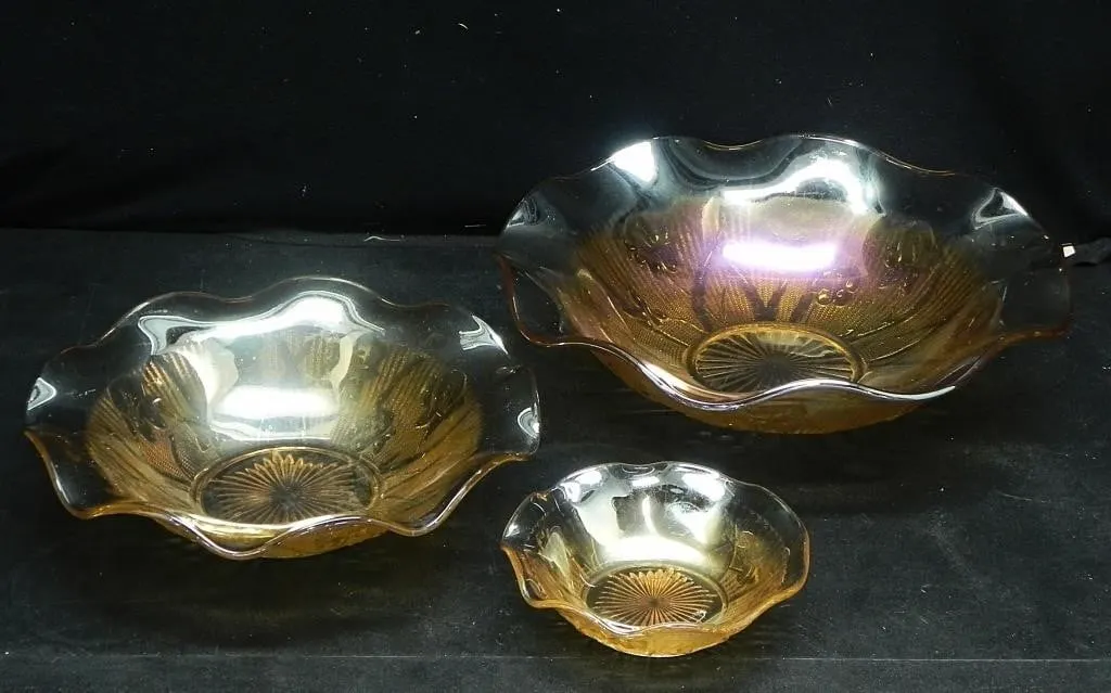 JEANNETTE GLASS CO. HERRINGBONE SALAD BOWLS